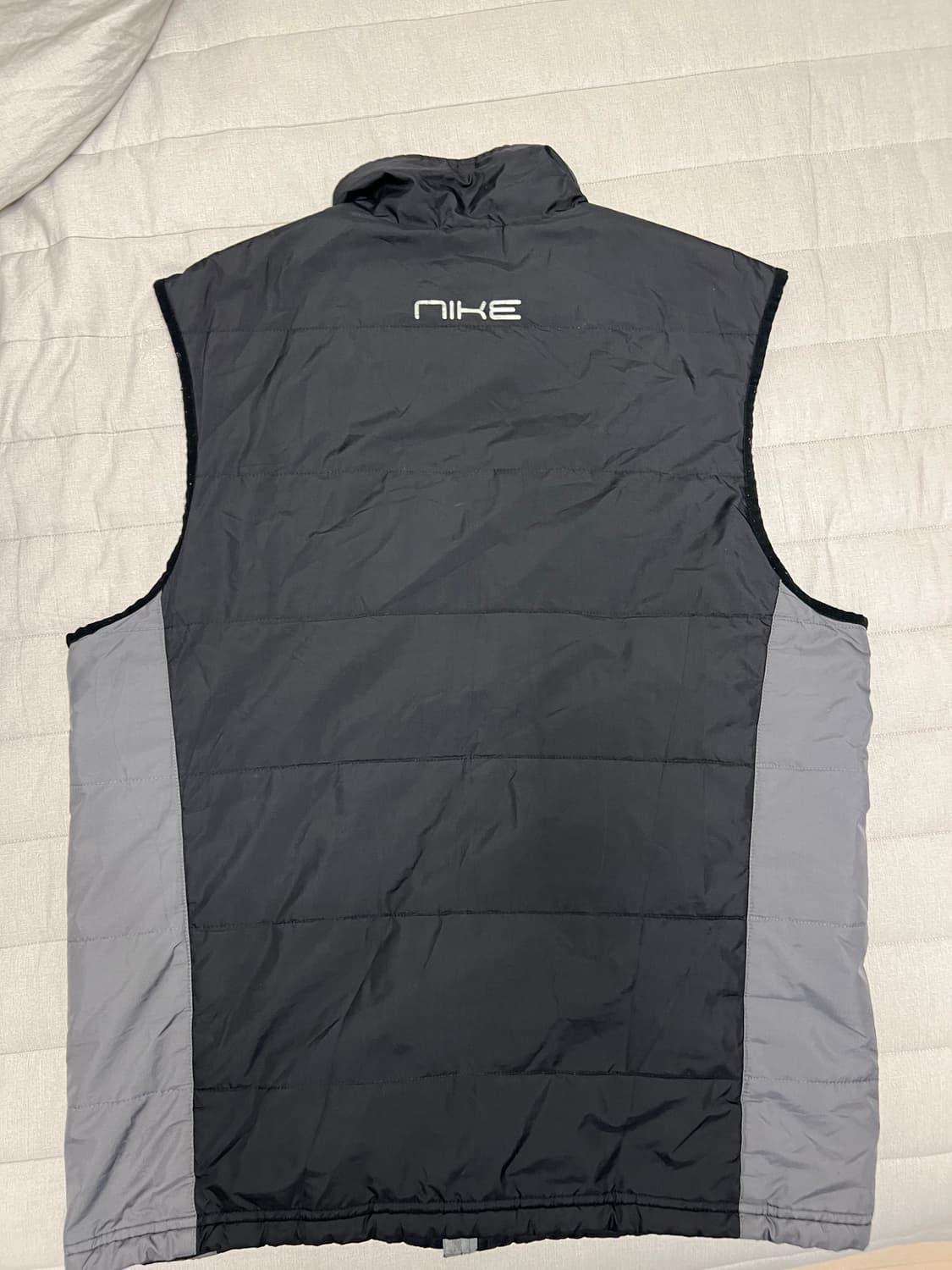 나이키 블랙/그레이 패딩 조끼 빈티지 90s 상품이미지3