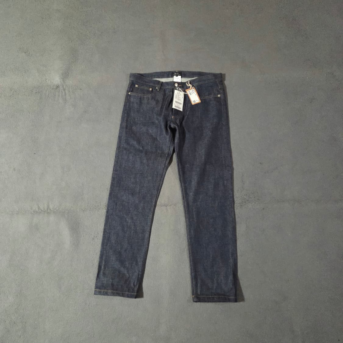 새상품 33 A.P.C 아페쎄 쁘띠 뉴 스탠다드 33 상품이미지1