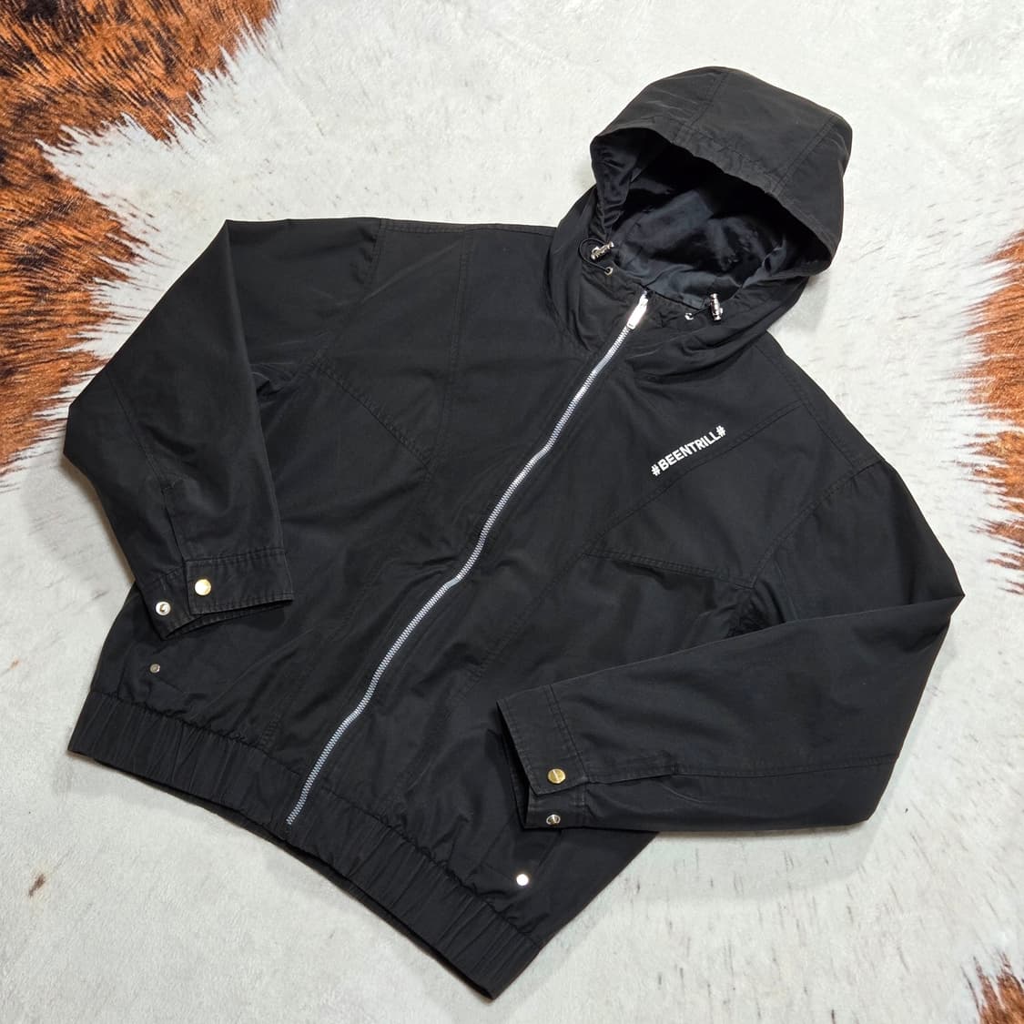 빈트릴 블랙 바람막이 자켓 상품이미지1