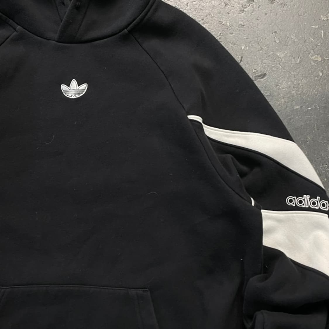 100 아디다스 기모 후드티 상품이미지2