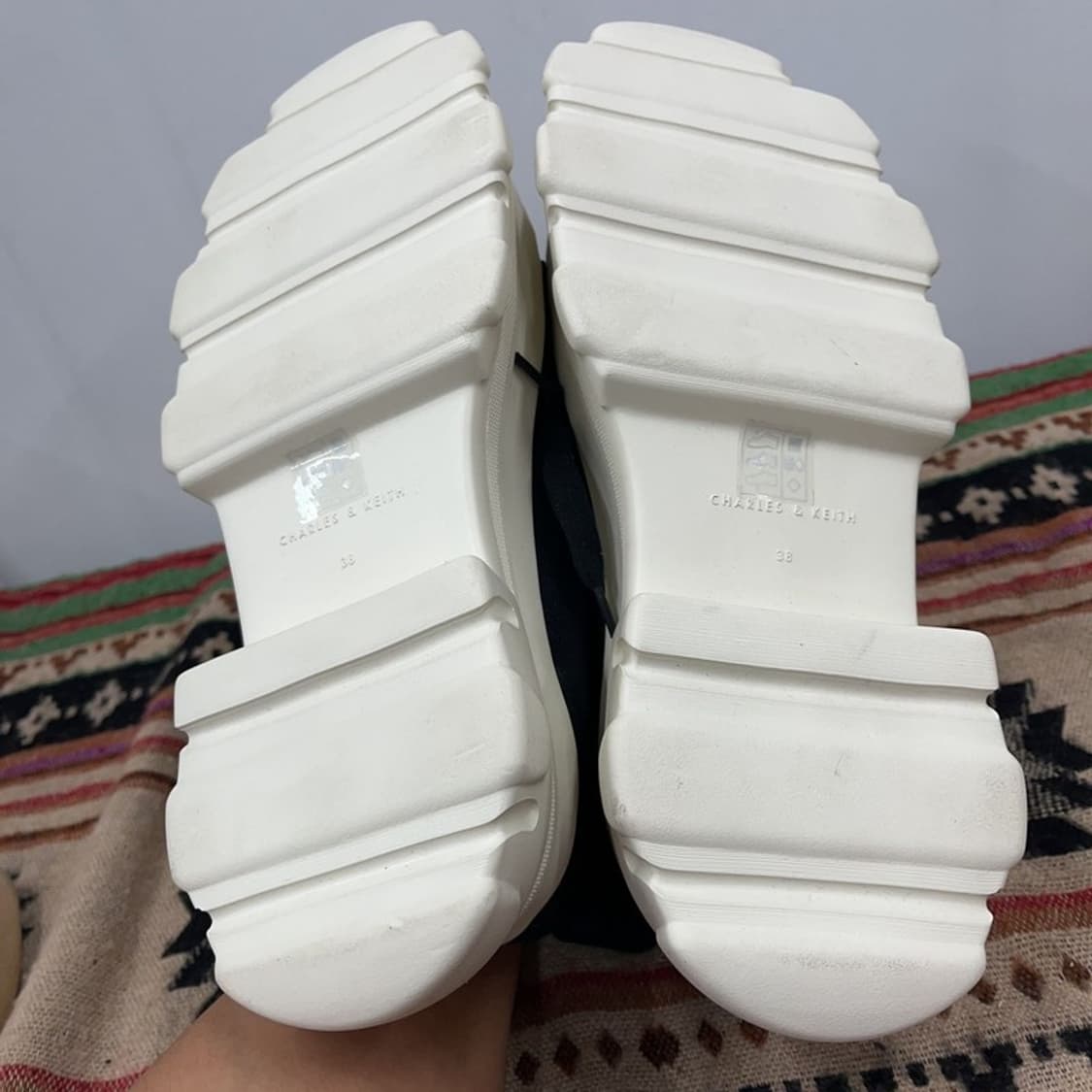찰스앤키스 통굽 키높이 어글리 부츠 245 X01493 상품이미지4