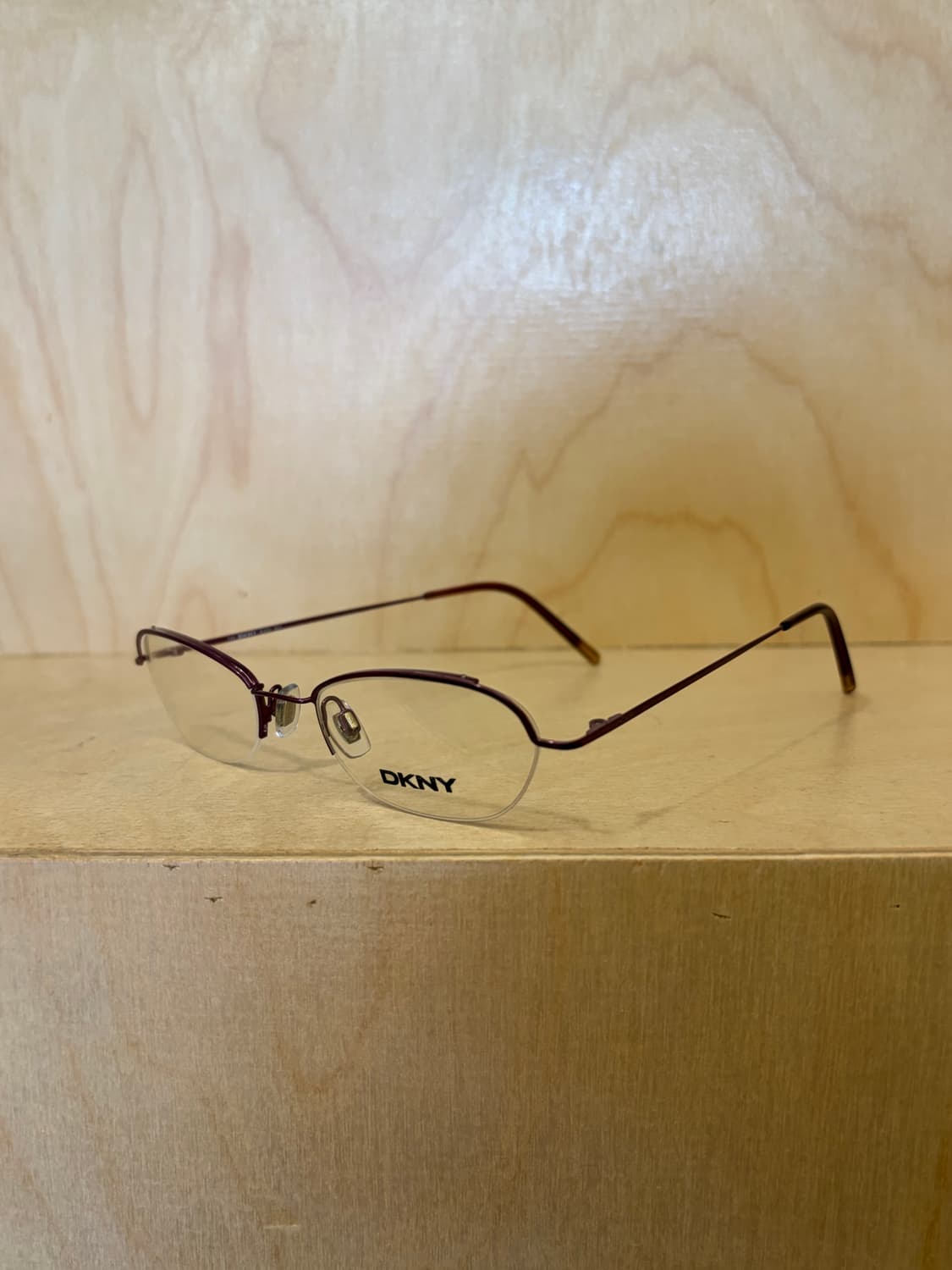 [DKNY] MADE IN ITALY 와인 반무테 안경 상품이미지2