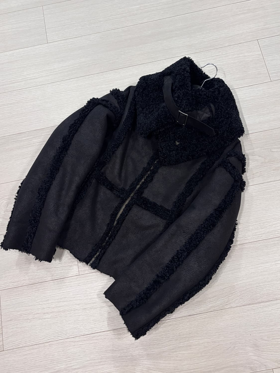 퍼버즈 무스탕 자켓 상품이미지5