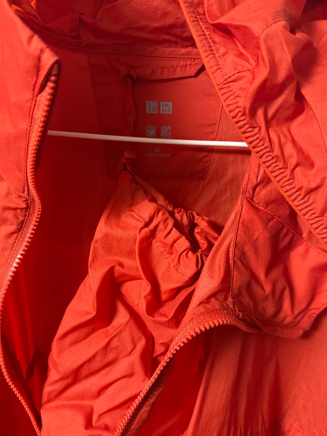 유니클로 바람막이 오렌지 XL 상품이미지2