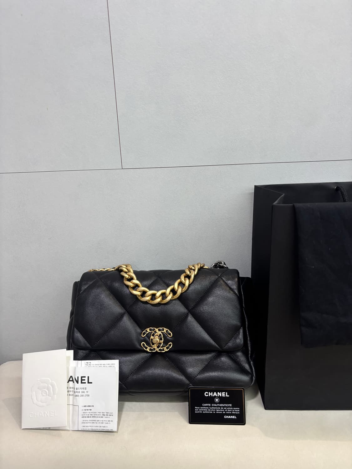 샤넬19백 라지 블랙 31번대 상품이미지2