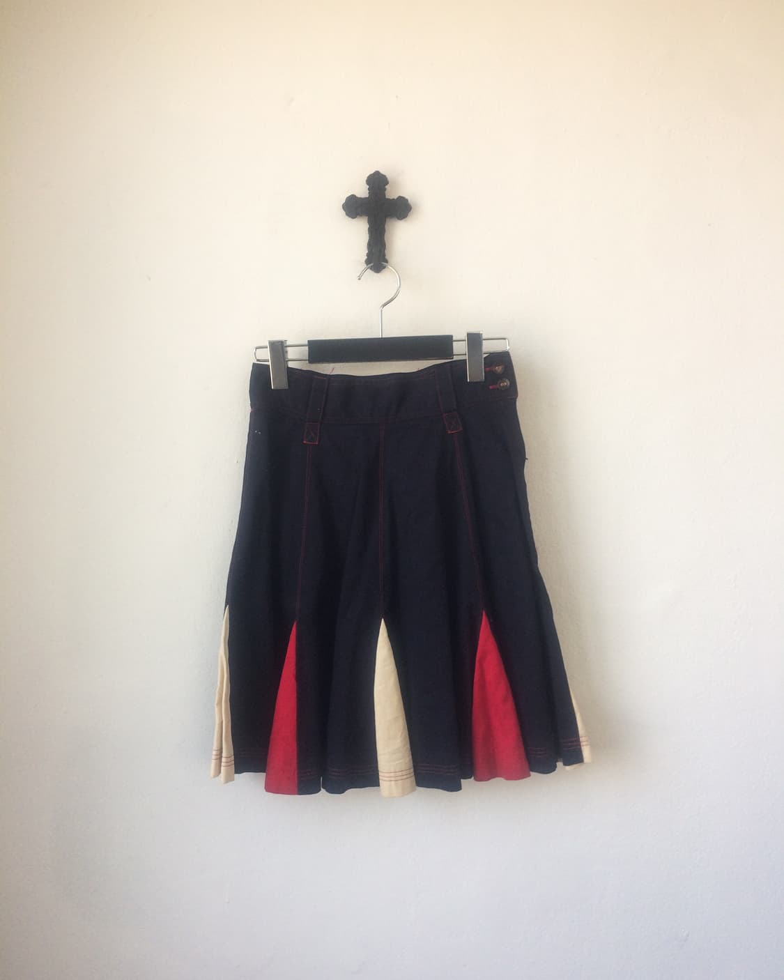 Stitch point flare midi skirt 상품이미지1