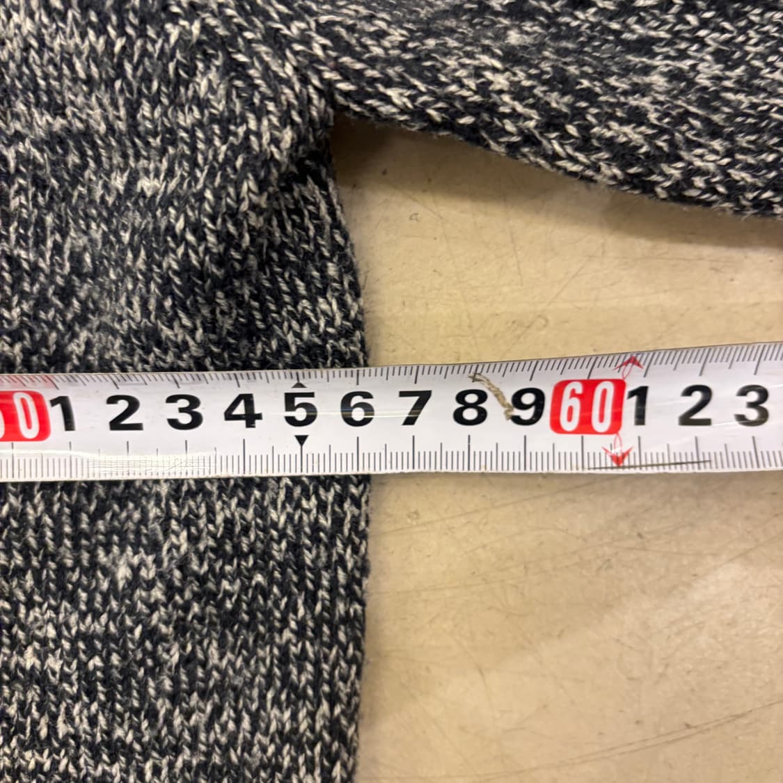 빈티지 엘보 패치 패턴 니트집업 상품이미지4