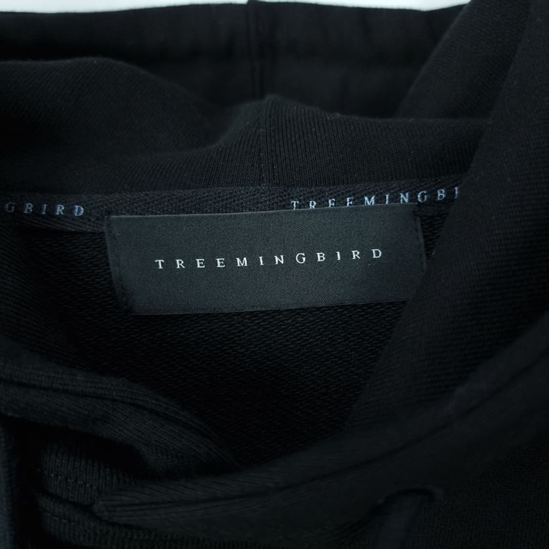 [트리밍버드] 로고 자수 오버핏 리벳 스웻 후드티 블랙 M16385 상품이미지7