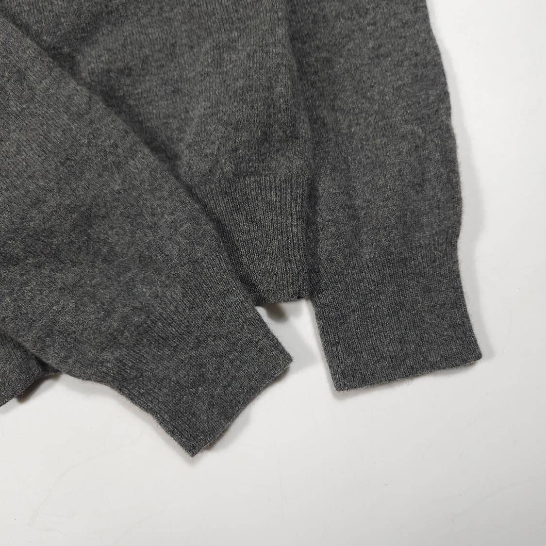 꼼데가르송 레드와펜 가디건 상품이미지4