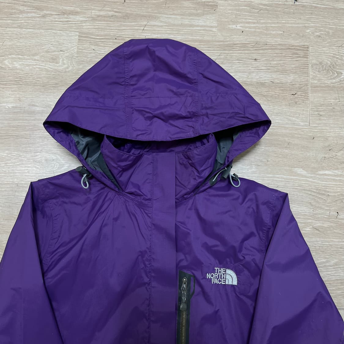 노스페이스 여성 고어텍스 바람막이 후드자켓 [퍼플] M/95 상품이미지2