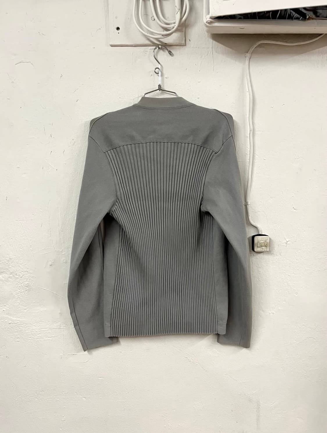 질샌더 라프시몬스 입체 플리츠 니트 집업 상품이미지2