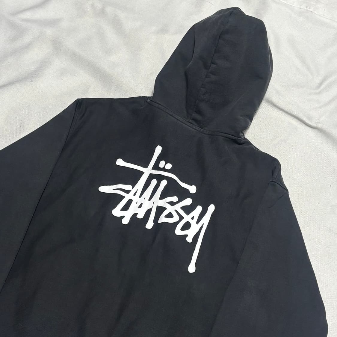 L 스투시 로고 블랙 후드티 상품이미지1