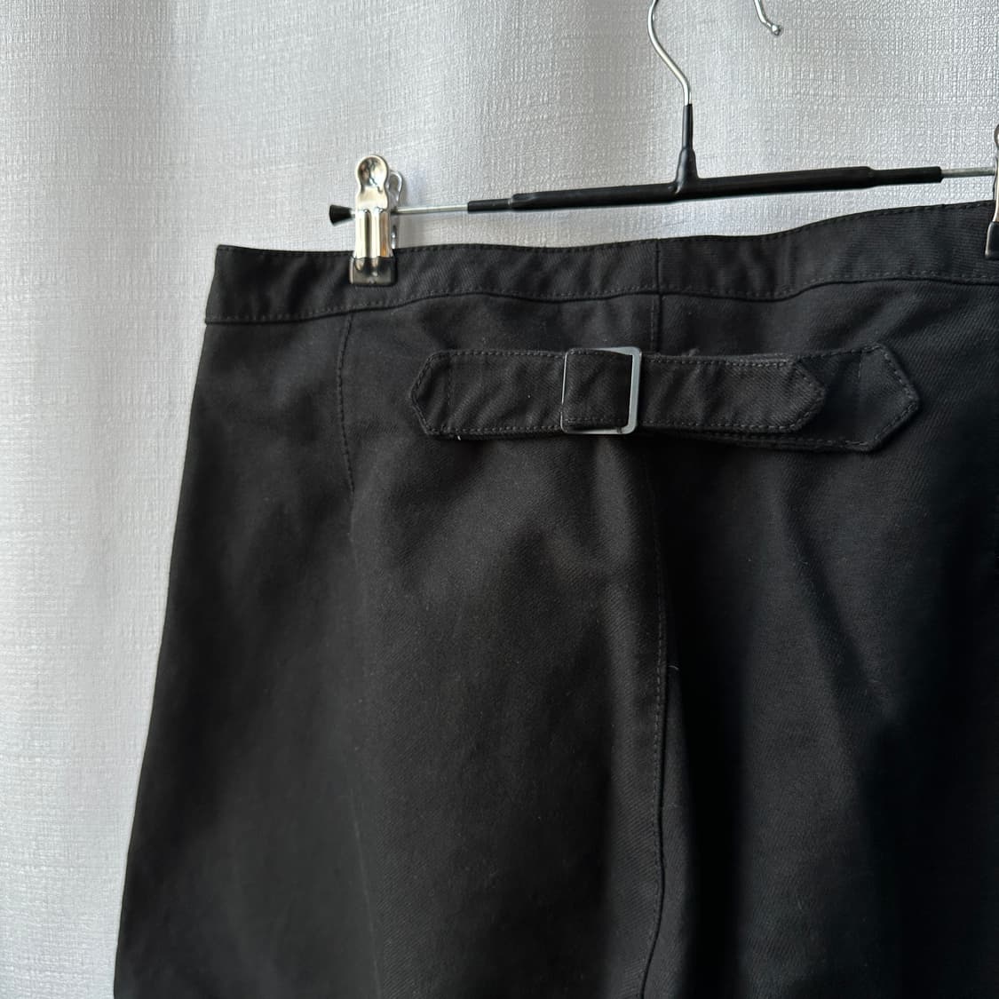 프라다 헤비코튼 신치백 체인 워크 팬츠 블랙 48 상품이미지9