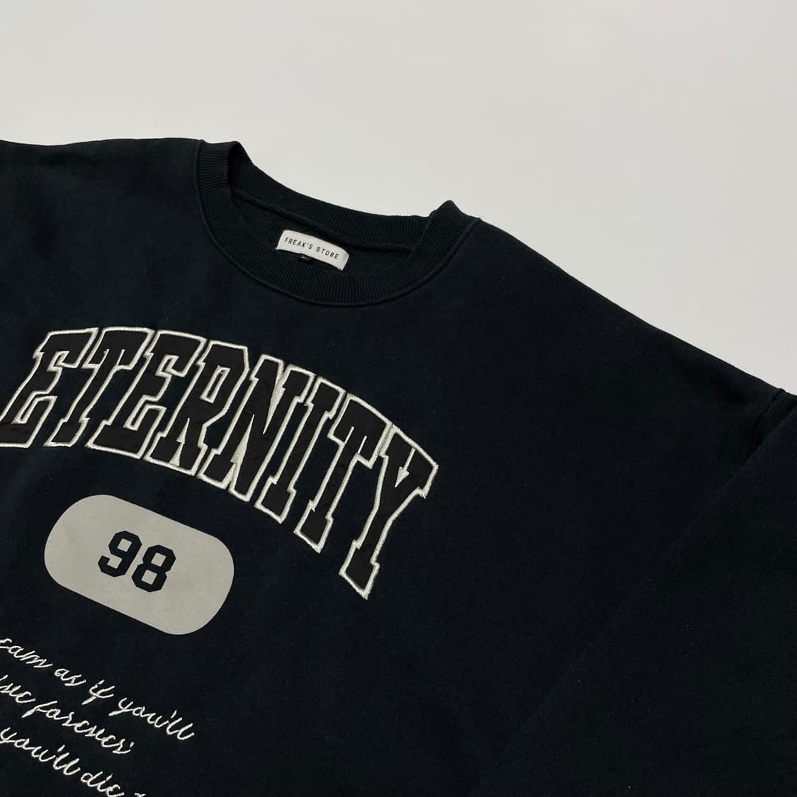 프릭스스토어 ETERNITY 오버핏 맨투맨 상품이미지2