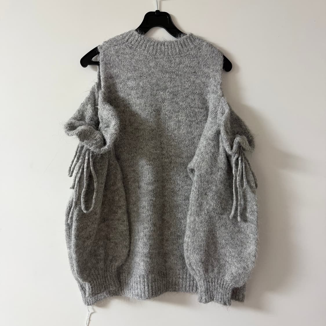 새상품 여자 오프숄더 니트 (그레이) 상품이미지5