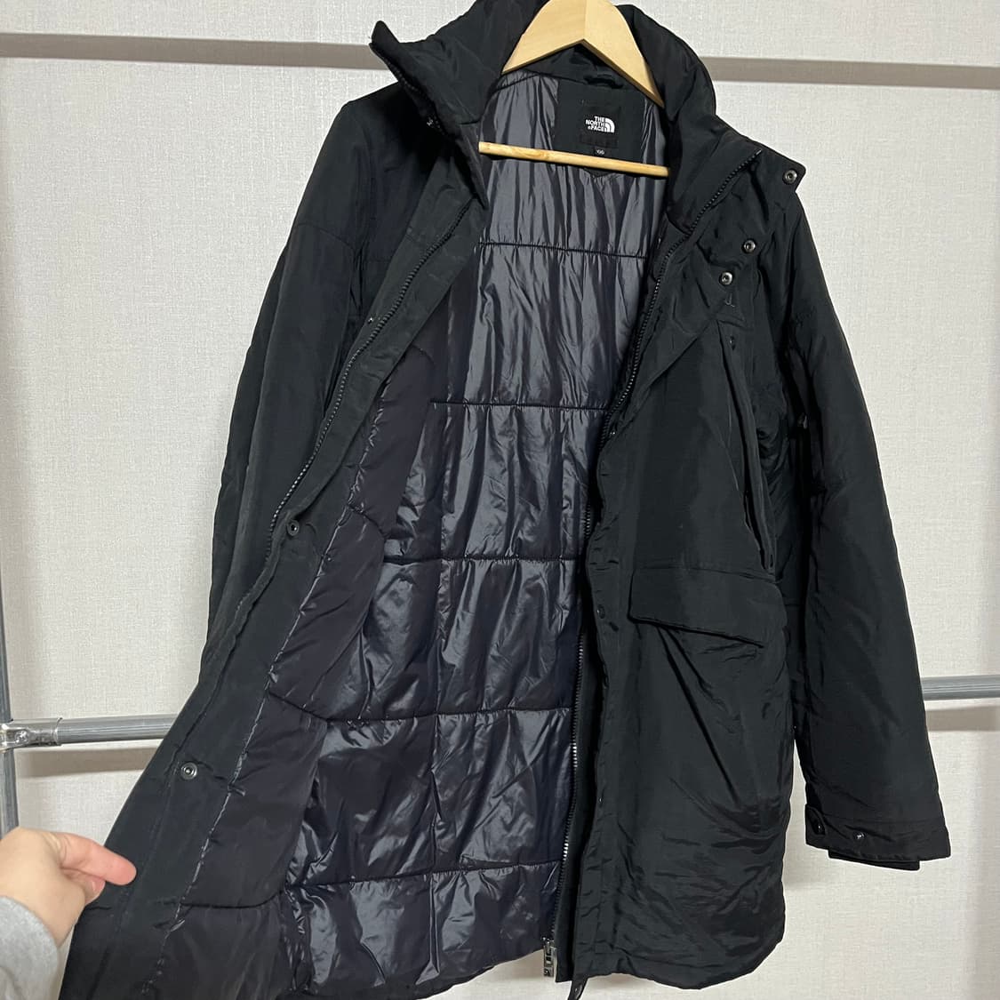 노스페이스 블랙 다운 패딩 100 상품이미지9