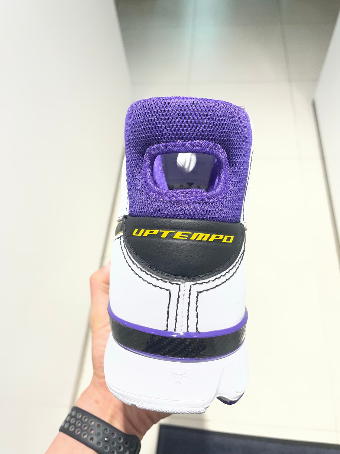 나이키 코비 1 프로트로 81 포인트 게임 화이트 블랙 295 상품이미지2