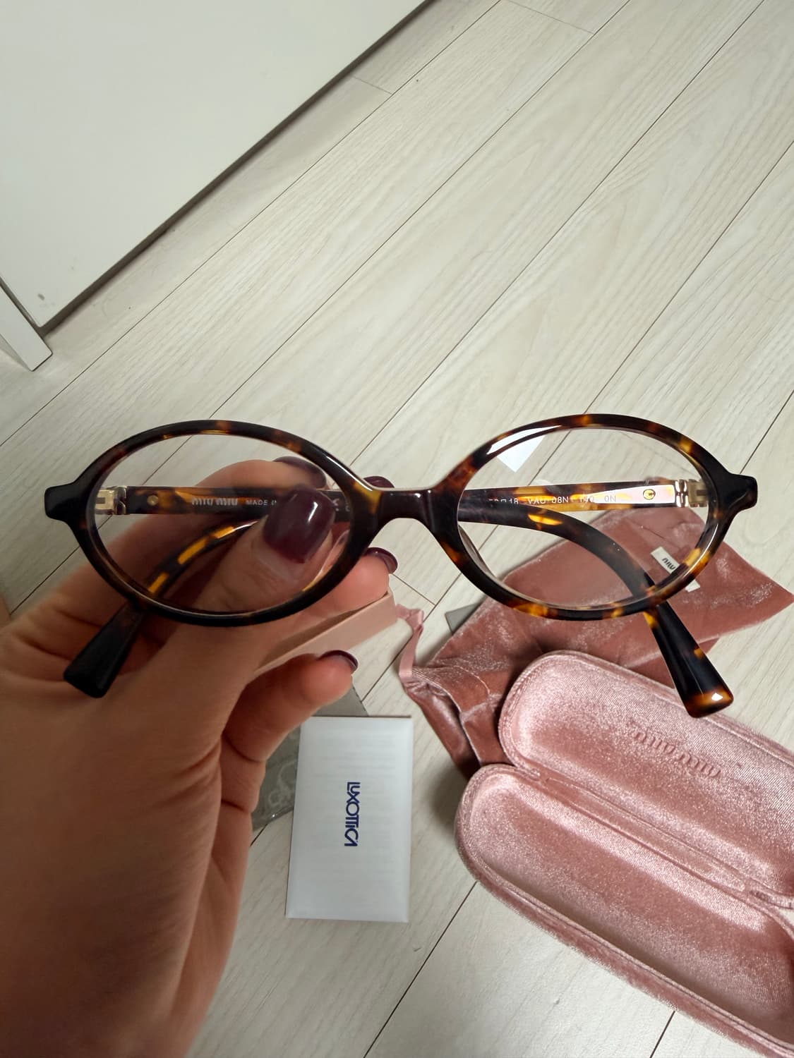 미우미우 안경 상품이미지2