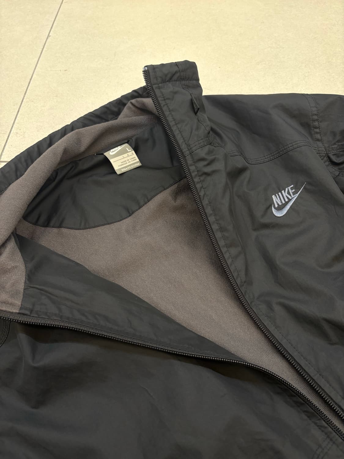 나이키 바람막이 상품이미지3