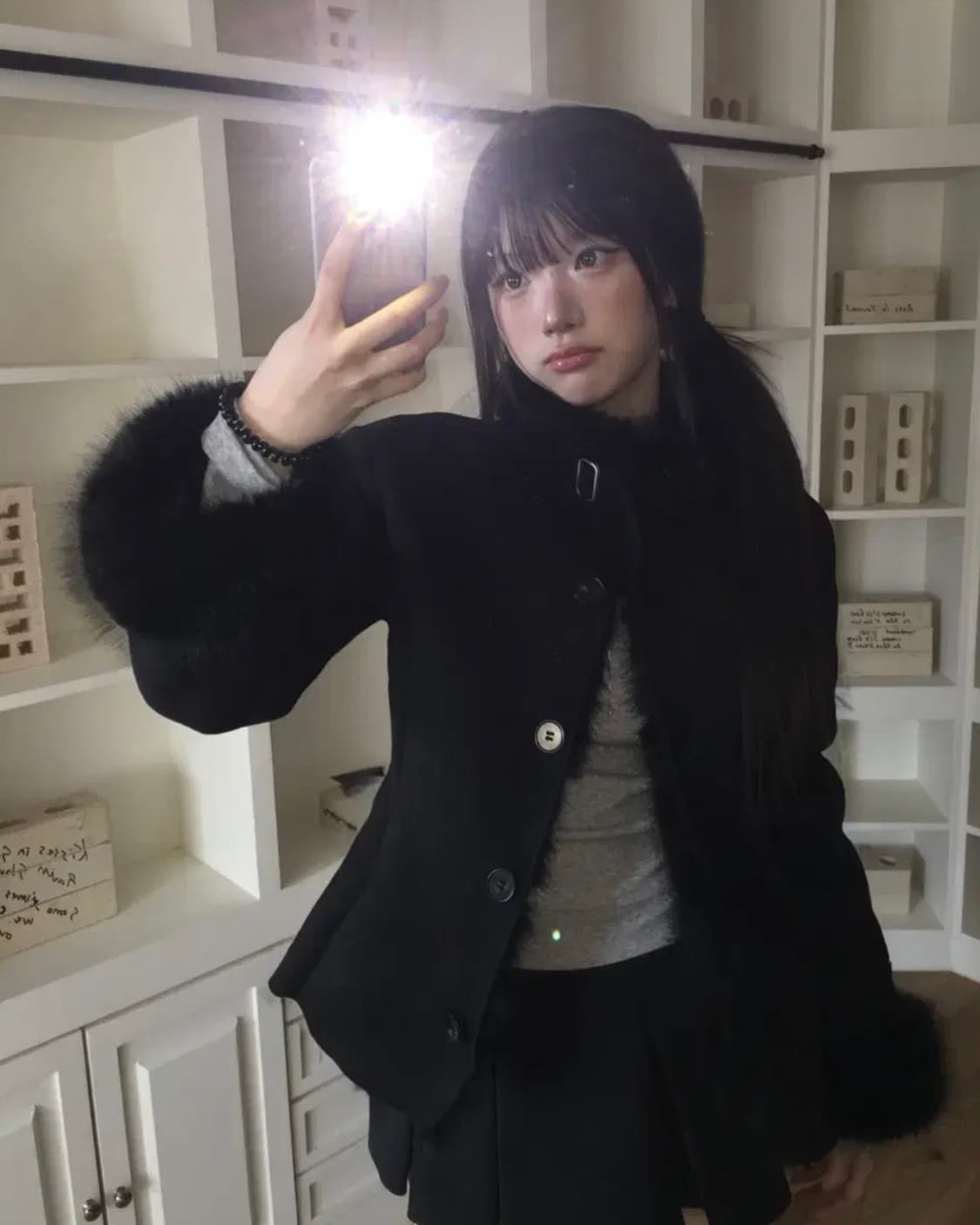 모디무드 자체제작 라인 퍼 무스탕 상품이미지2