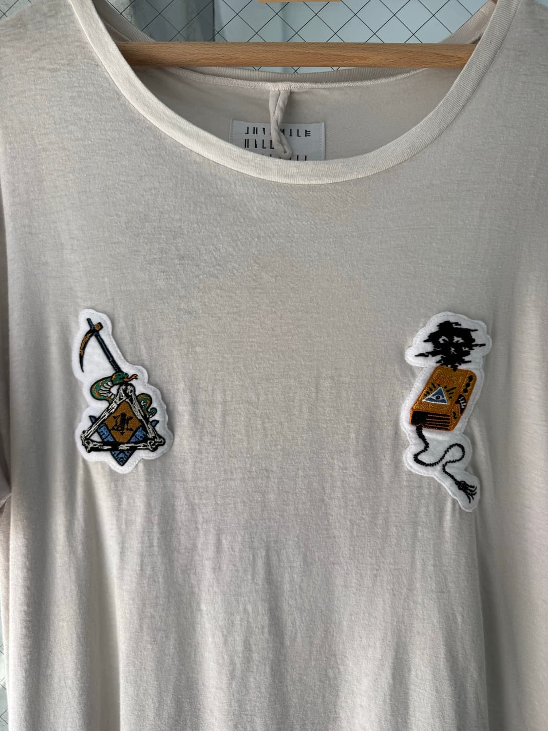 JUVENILE HALL ROLLCALL Patch Graphic T-S 상품이미지3