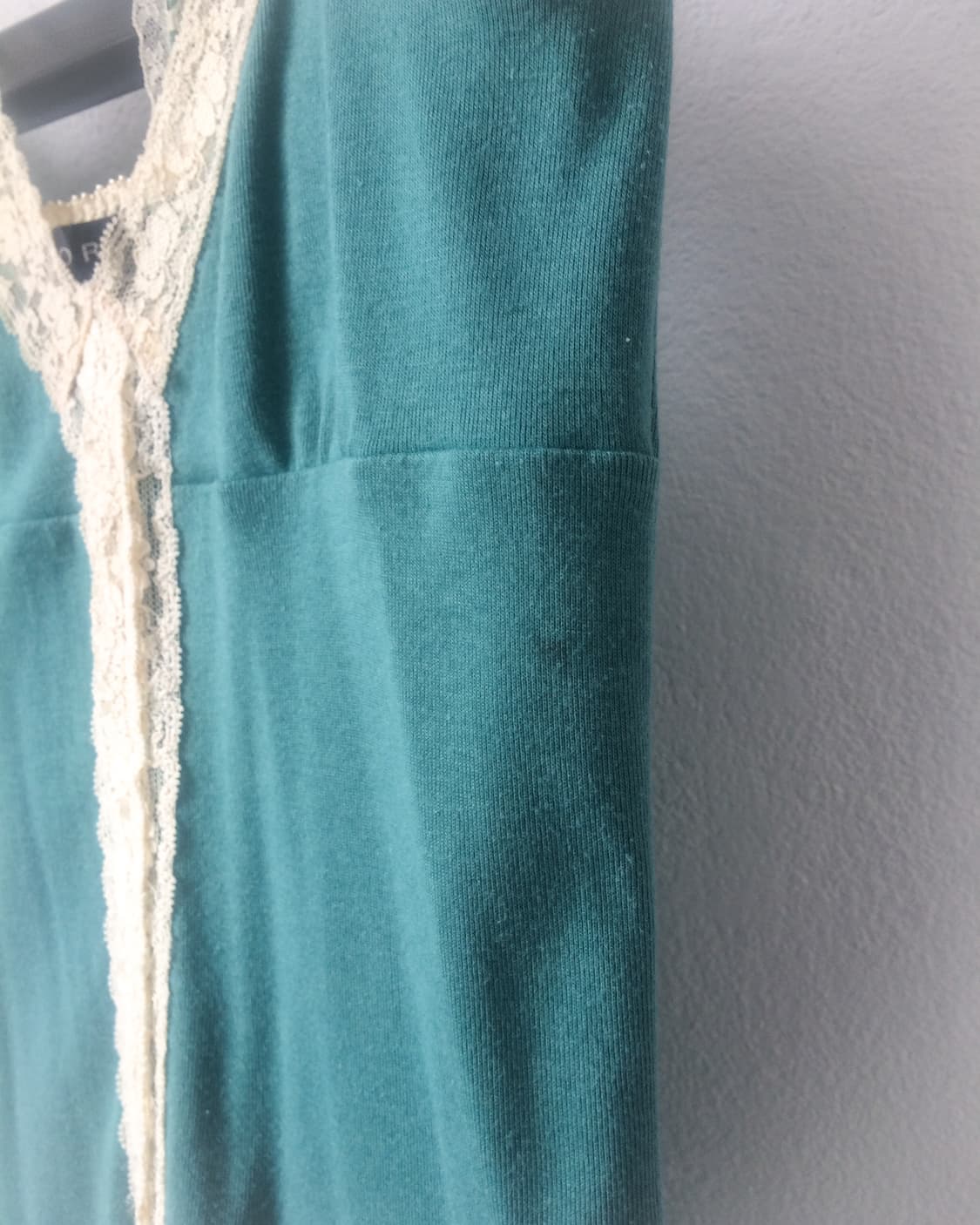 Lace trimming holter neck sleeveless 상품이미지5