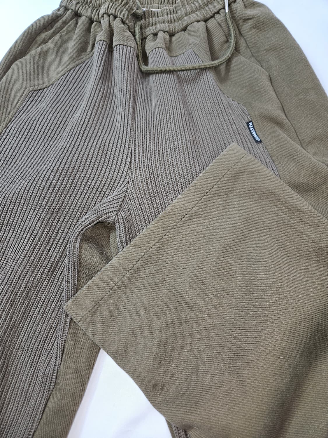 UTTI 니트 Y2K 와이드팬츠 블렌드 트레이닝 44 상품이미지6