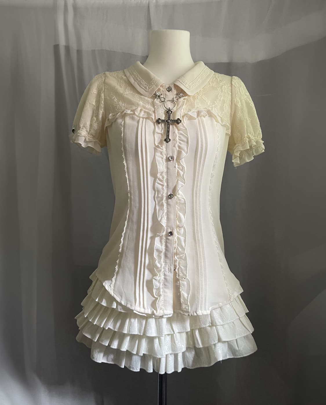 Axes femme blouse 엑시즈팜 반소매 블라우스 상품이미지1