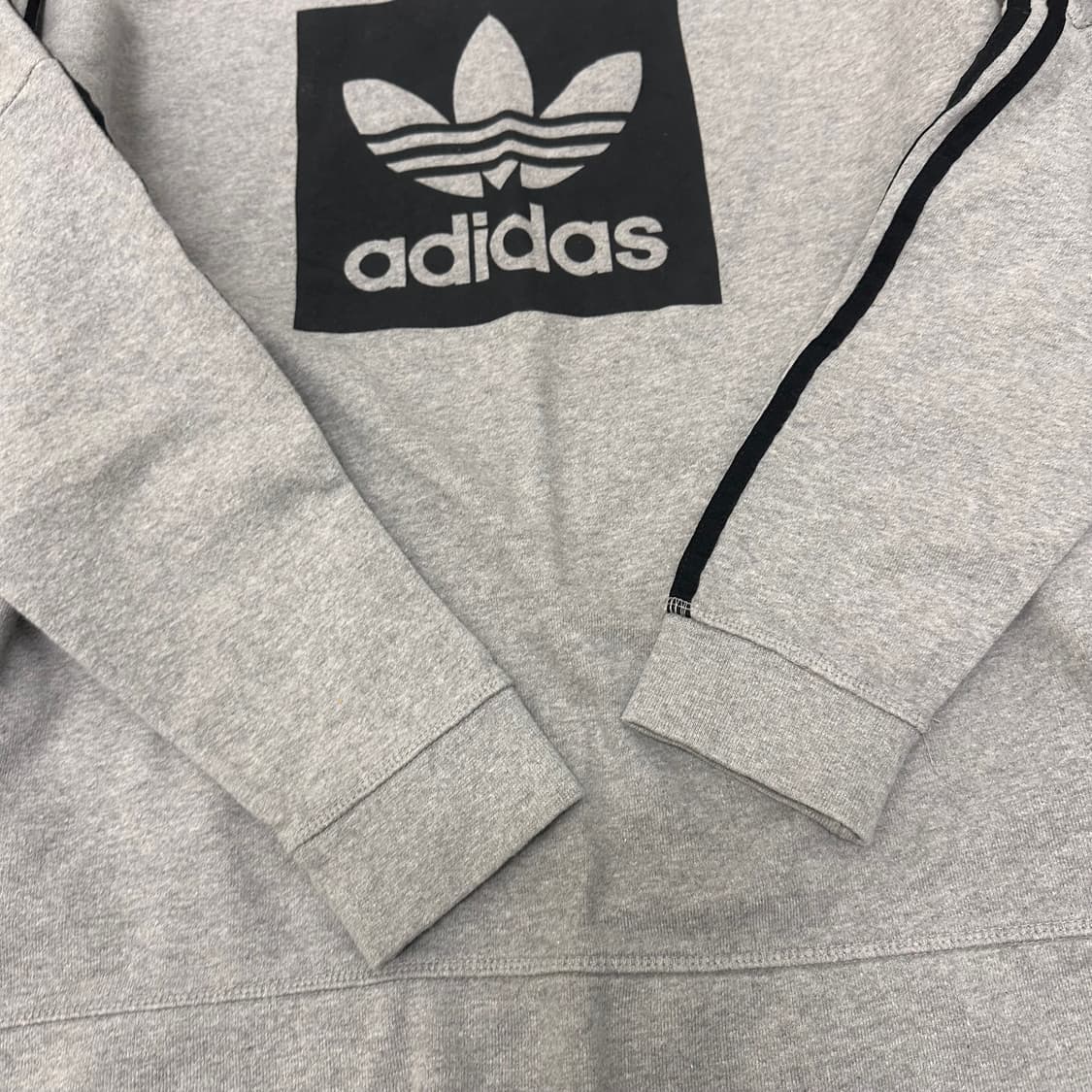 아디다스 맨투맨 그레이 100(L) 상품이미지4