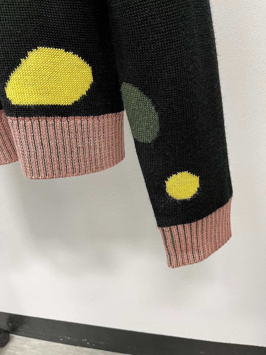 100) 리암호지스 스마일 니트  상품이미지2