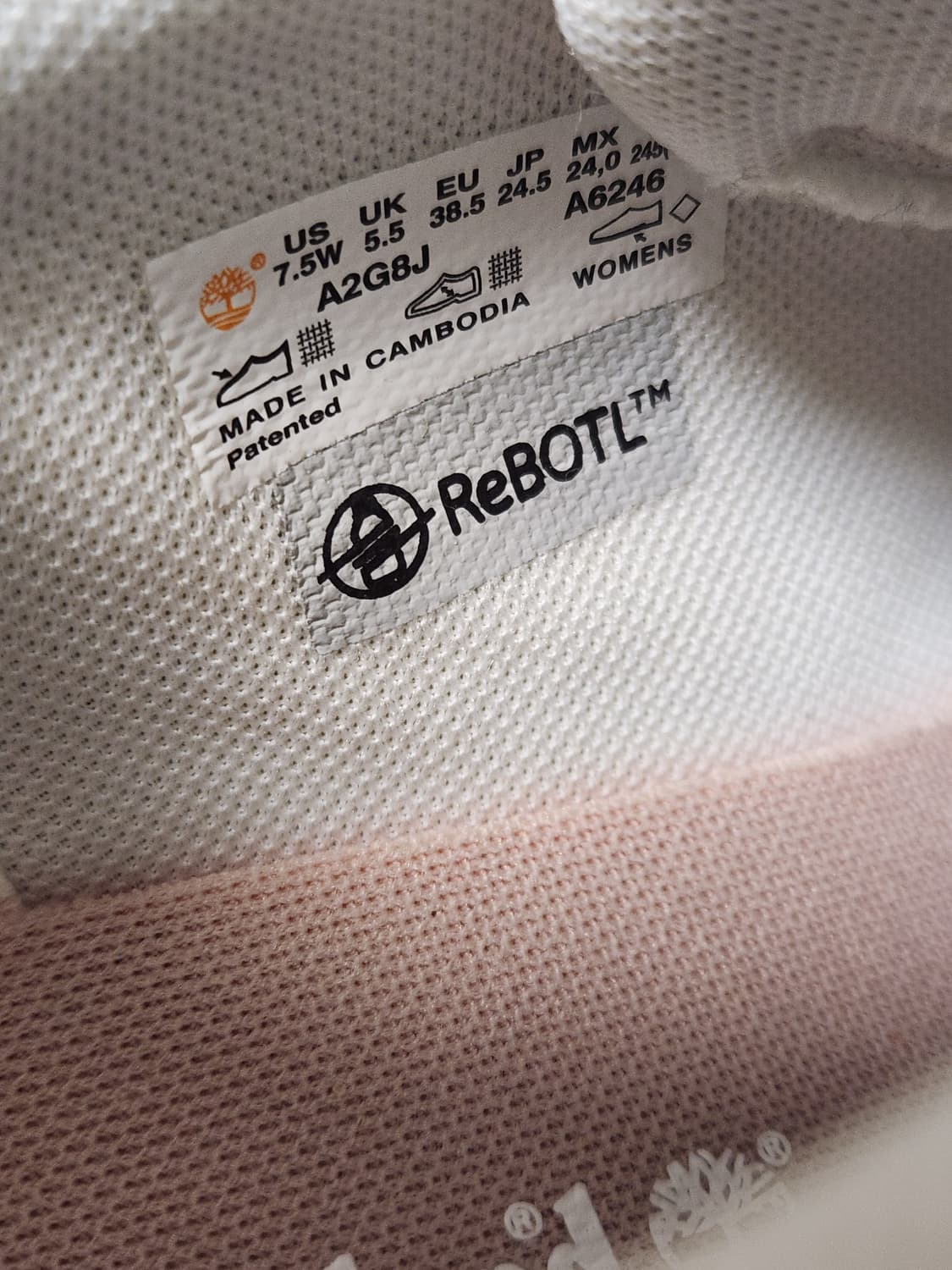 새상품) 팀버랜드 Supaway 페브릭 스니커즈 사이즈245

택만 띤  상품이미지6