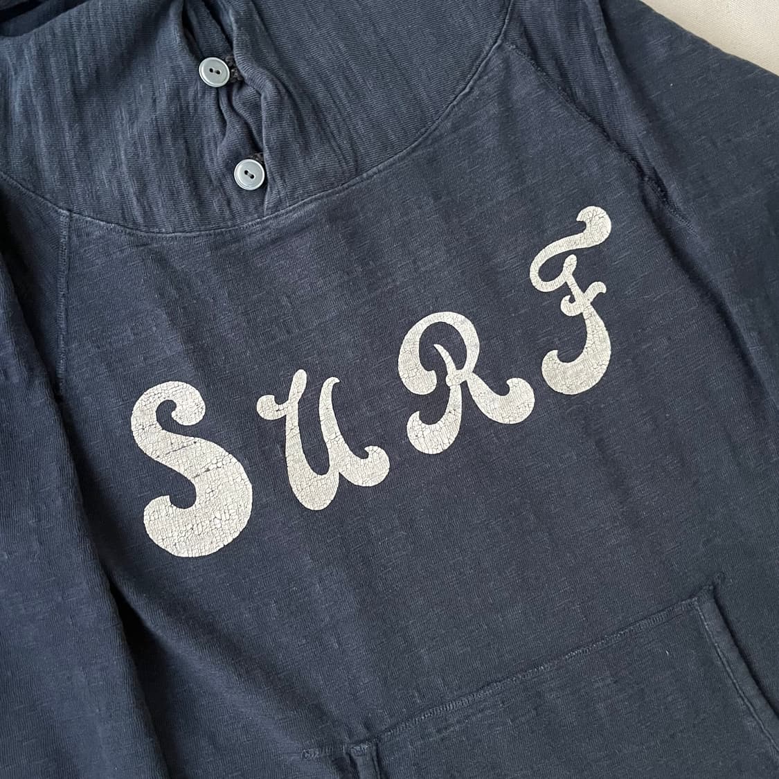 캐피탈 서프 버튼 후드티 상품이미지3