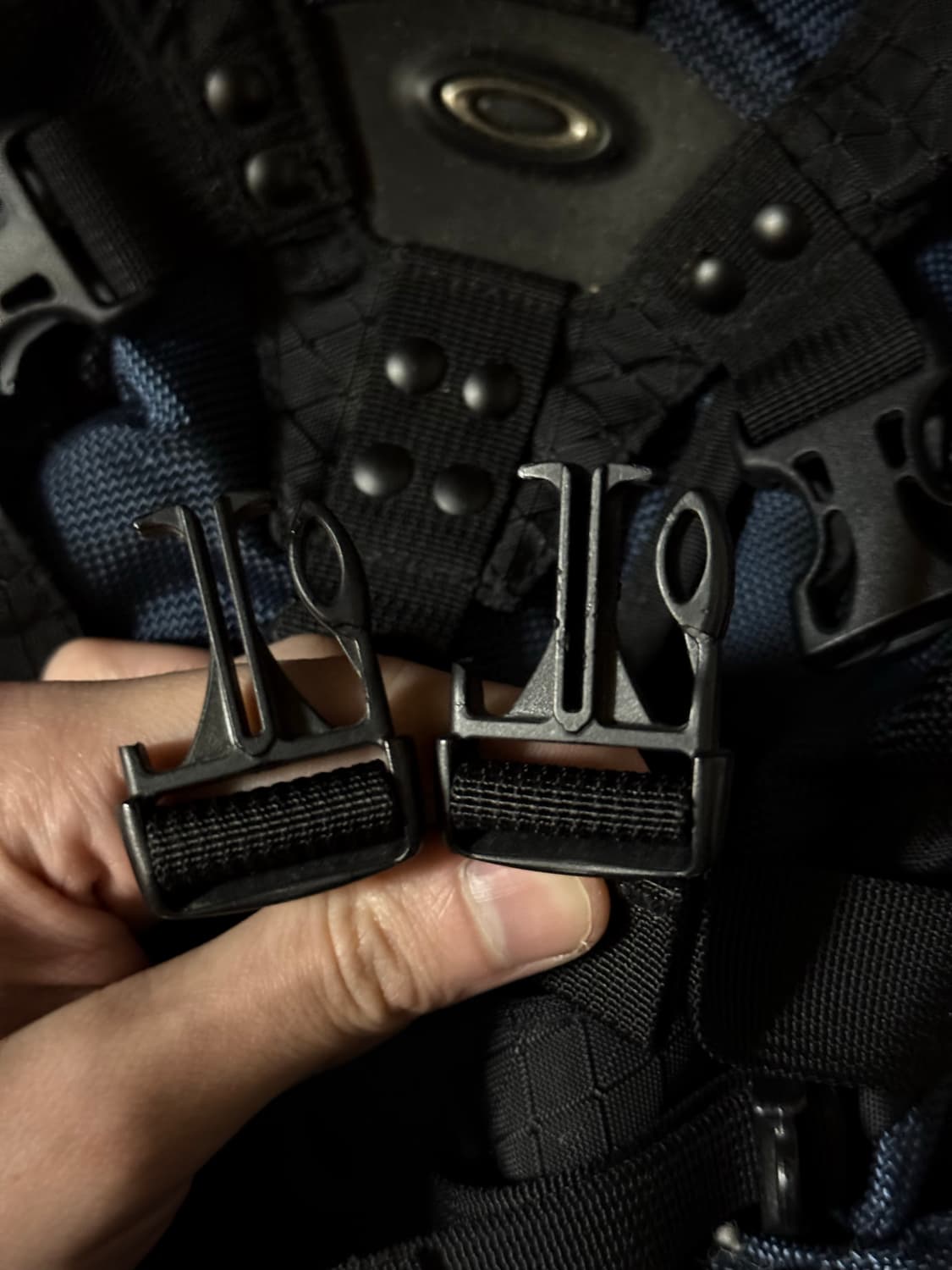 오클리 미니 아이콘 백팩 oakley mini icon backpack 상품이미지2