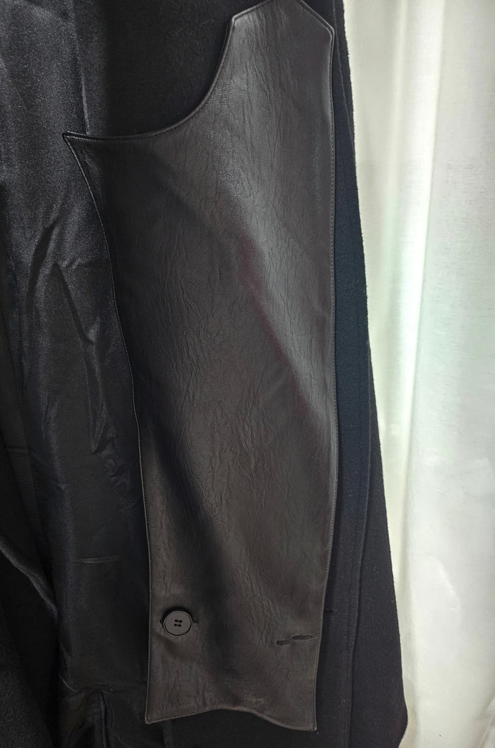 LeAwi 블랙 더블 코트 상품이미지3