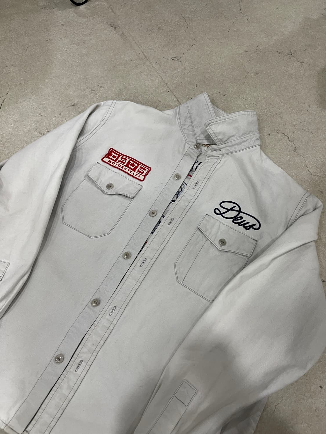 데우스 투르 그릿 셔츠 L 상품이미지5