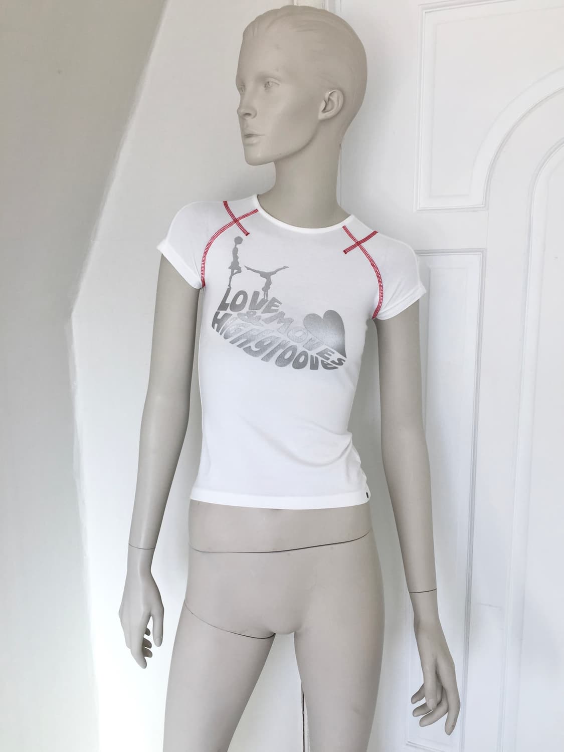 Silver Graphic  with Red Stitch Detail 상품이미지2