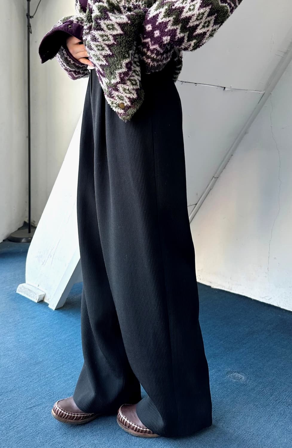 Wool acetate blend design wide trousers 상품이미지6