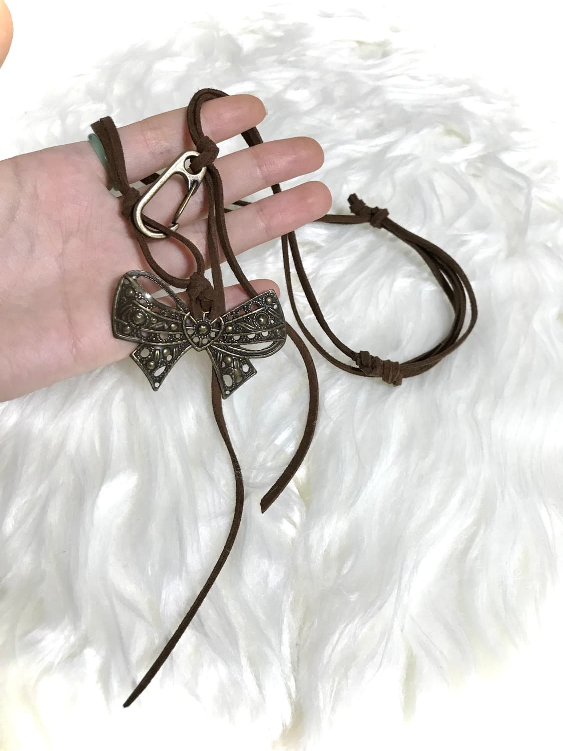 빈티지 엔틱 골드 리본 스웨이드 끈 길이조절 목걸이 상품이미지1