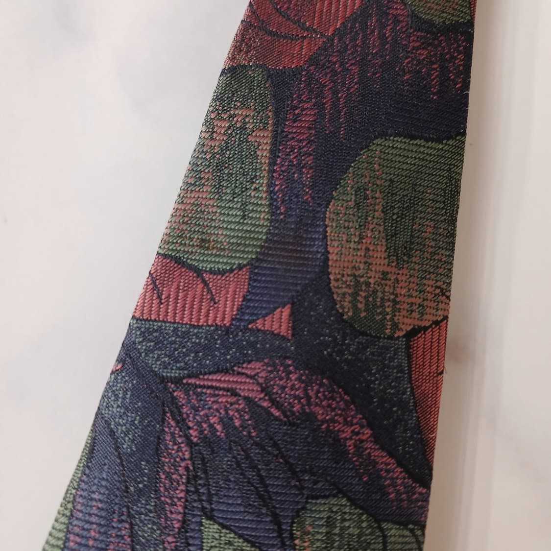 샤를 주르당 실크 다크그린 플로럴 넥타이 9.6cm A등급 A19292
 상품이미지10