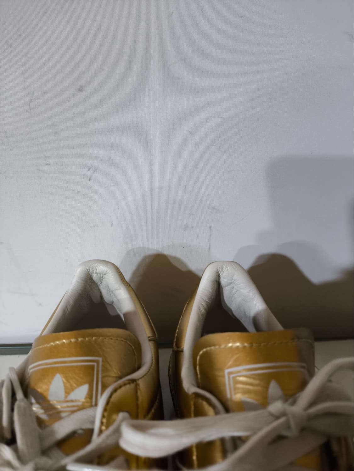 220mm 아디다스 슈퍼스타 80s 메탈릭 골드 스니커즈  상품이미지5