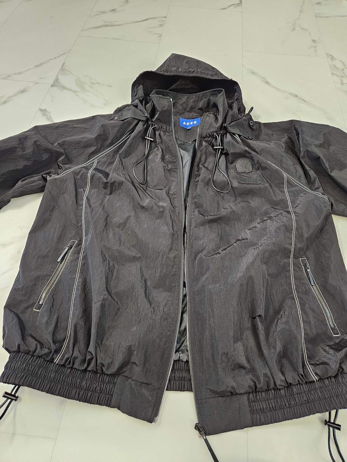 아더에러 스컬프처 트랙집업 A2 상품이미지5