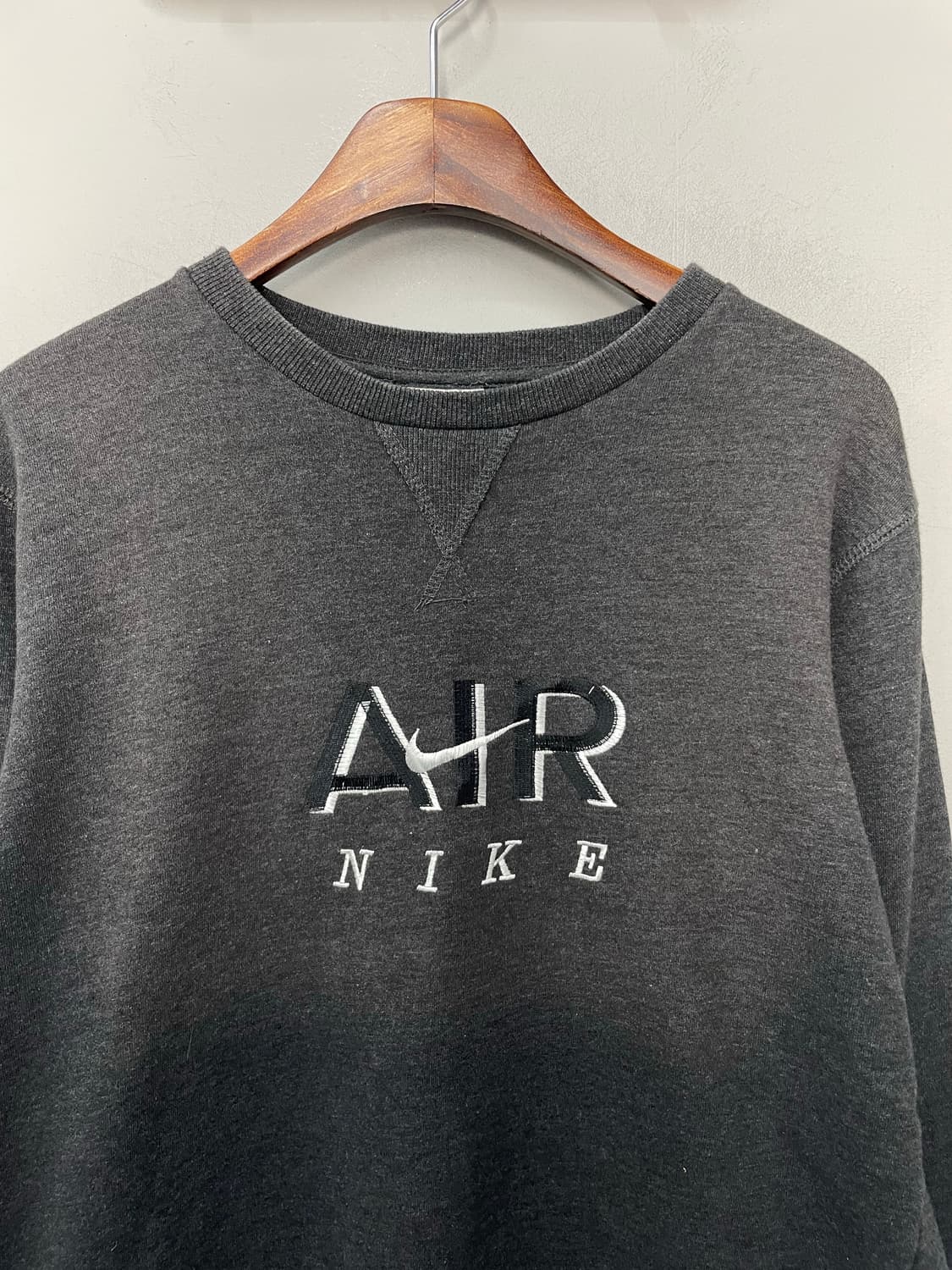 나이키 에어 올드스쿨 빅로고 맨투맨 H2577 상품이미지3