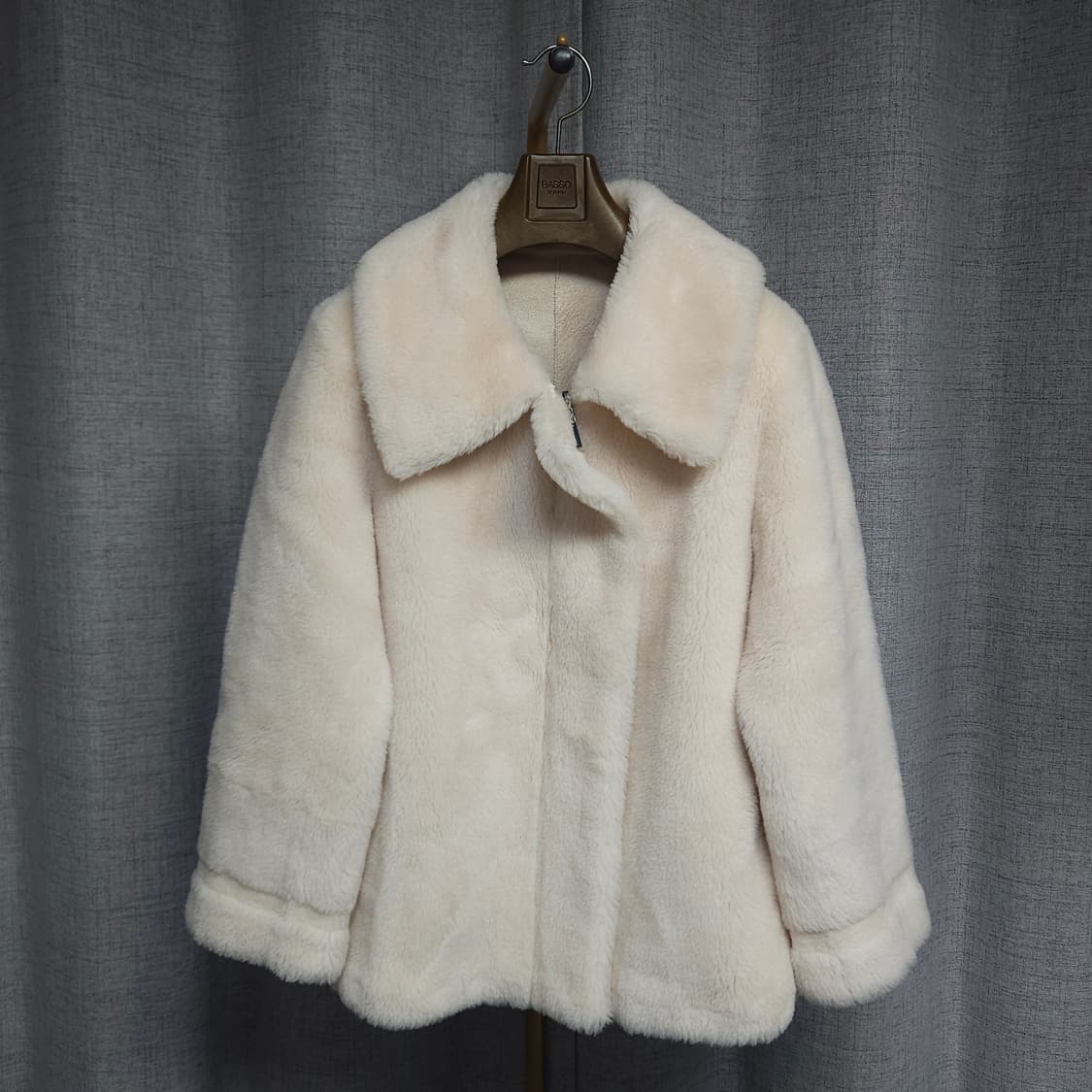 베라왕 여성 리버시블 무스탕 후리스 자켓 상품이미지1