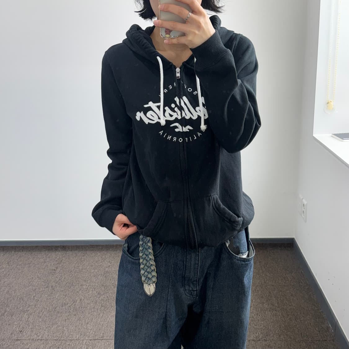 Hollister 홀리스터 레터링 로고 블랙 후드집업 상품이미지2