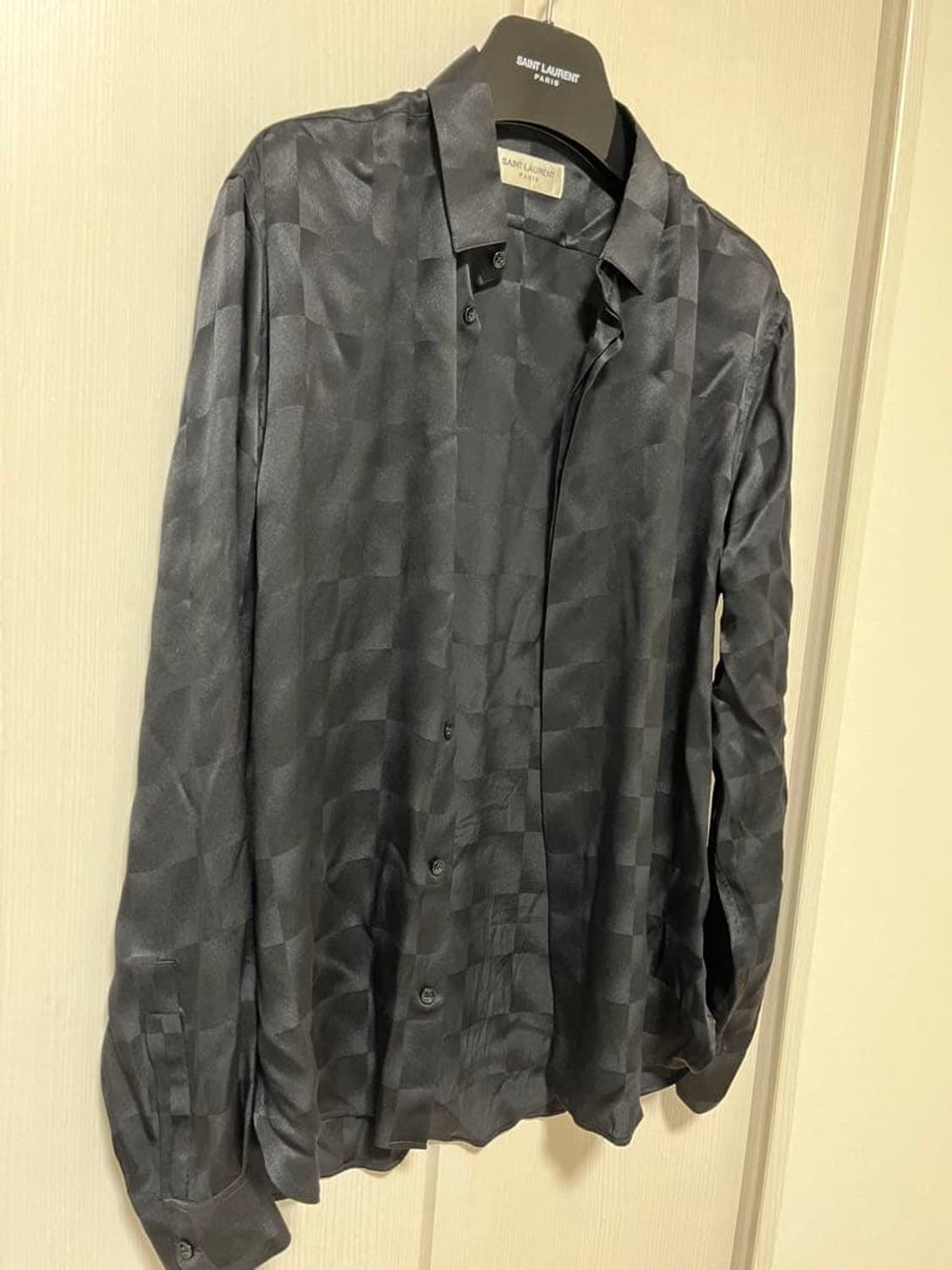 [스키즈 현진님 착용] 생로랑 22SS 실크 체커 셔츠 상품이미지3