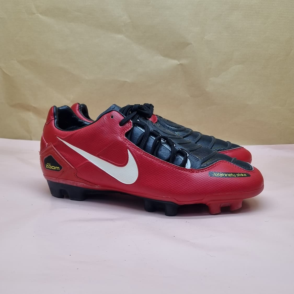 나이키 토탈90 스트라이크  축구화 255 상품이미지1