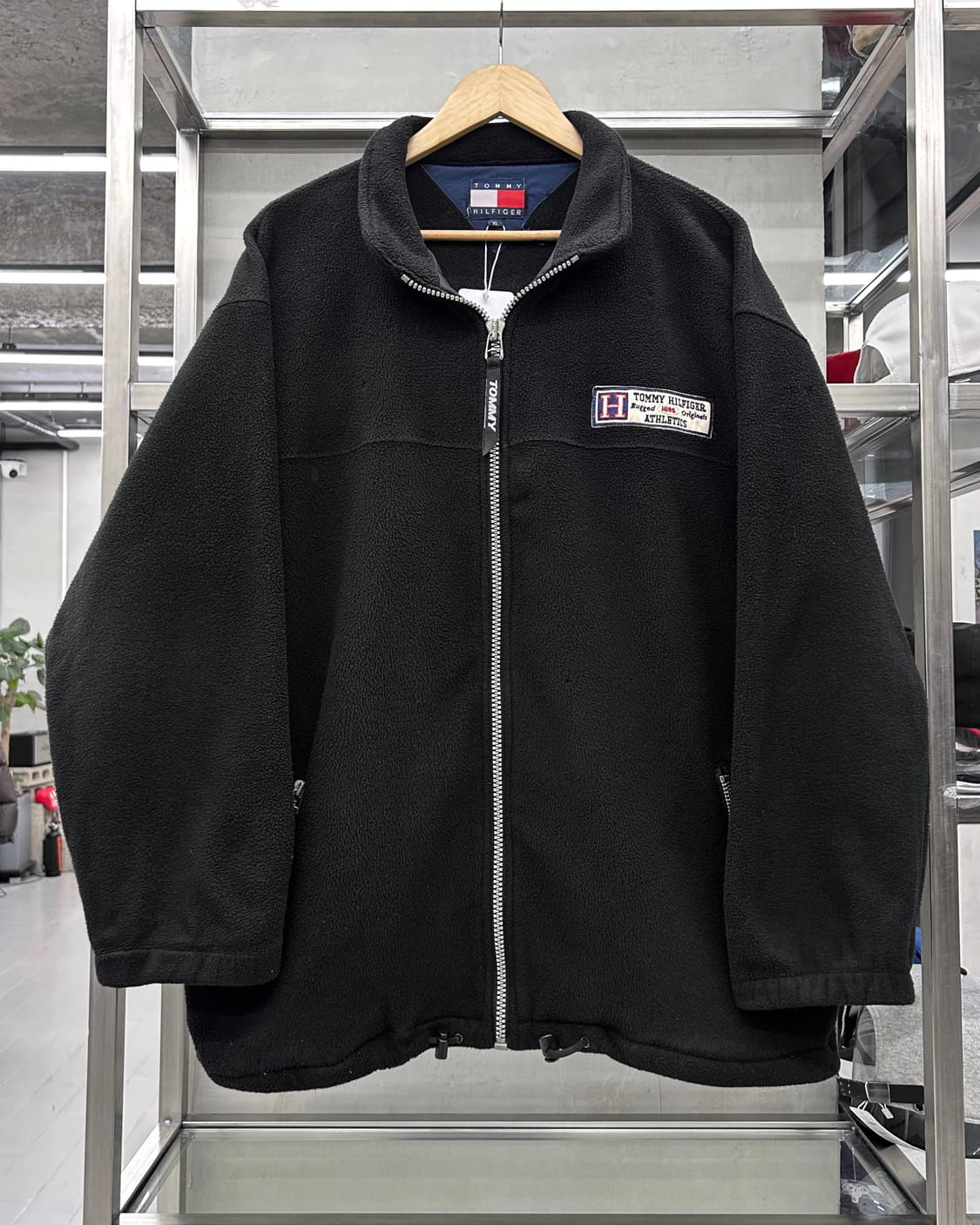 타미힐피거 90s 플래그 로고 플리스 자켓 블랙 상품이미지1