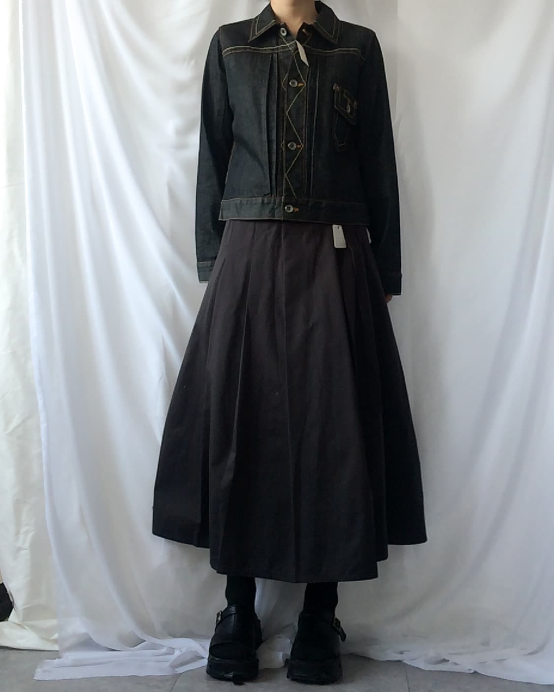 Stitch point denim trucker jacket 상품이미지5