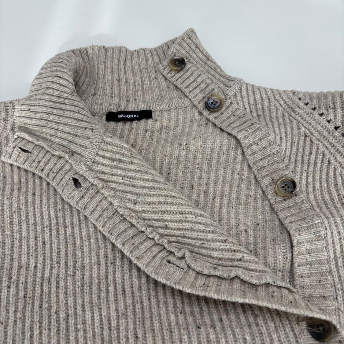 다이애그널 터틀넥 가디건 (상태 좋음) 상품이미지6