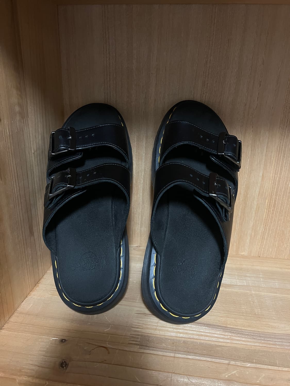 닥터마틴 마일즈 240 상품이미지3